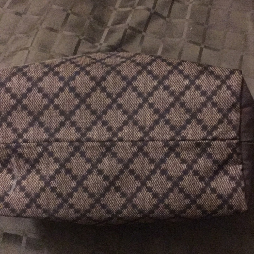 Cosmetic bag - Picture 2 of 7